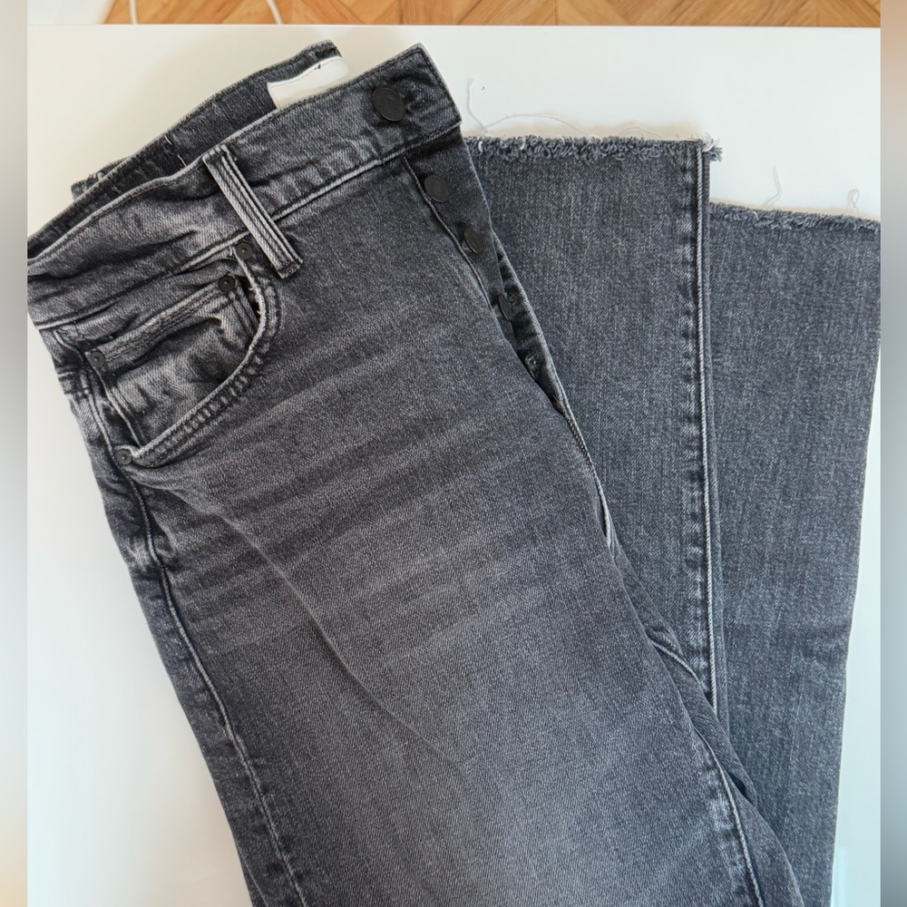 Mother jeans- high waisted hiker hover style